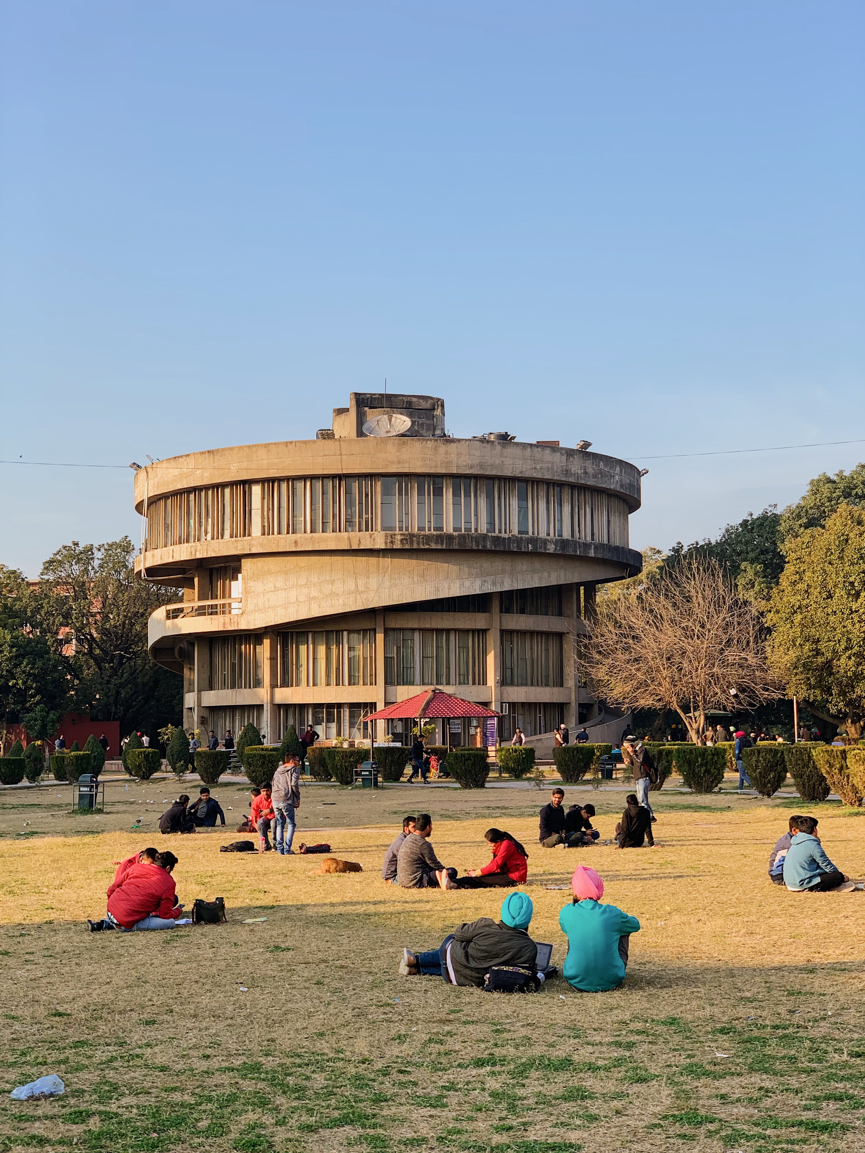 La Main Ouverte 건축 시리즈의 사진 3