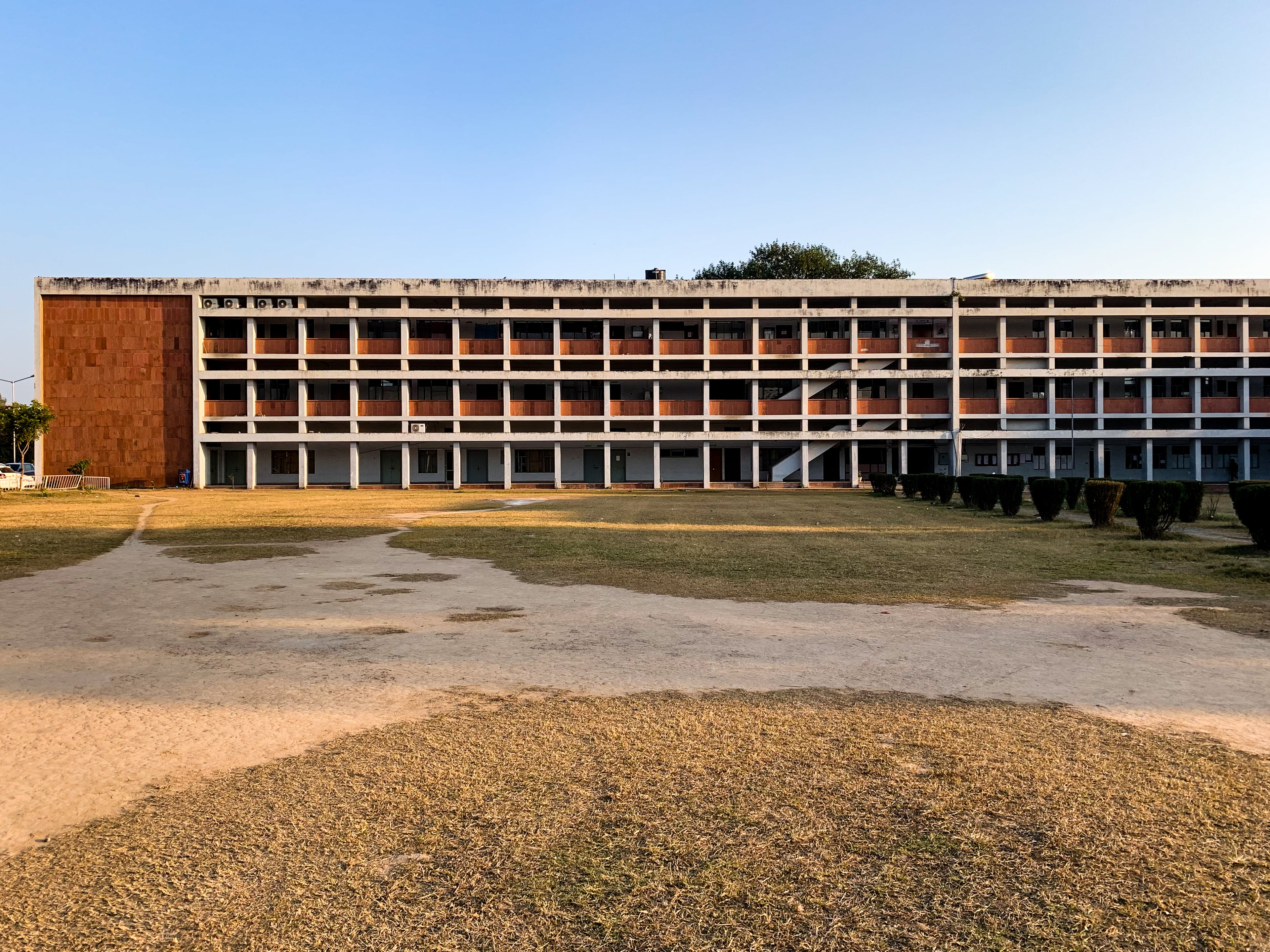 La Main Ouverte 건축 시리즈의 사진 16